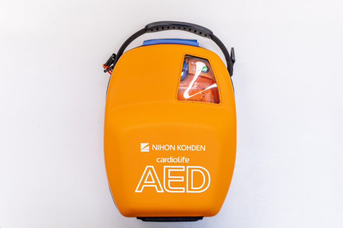 AED（自動体外式除細動器）